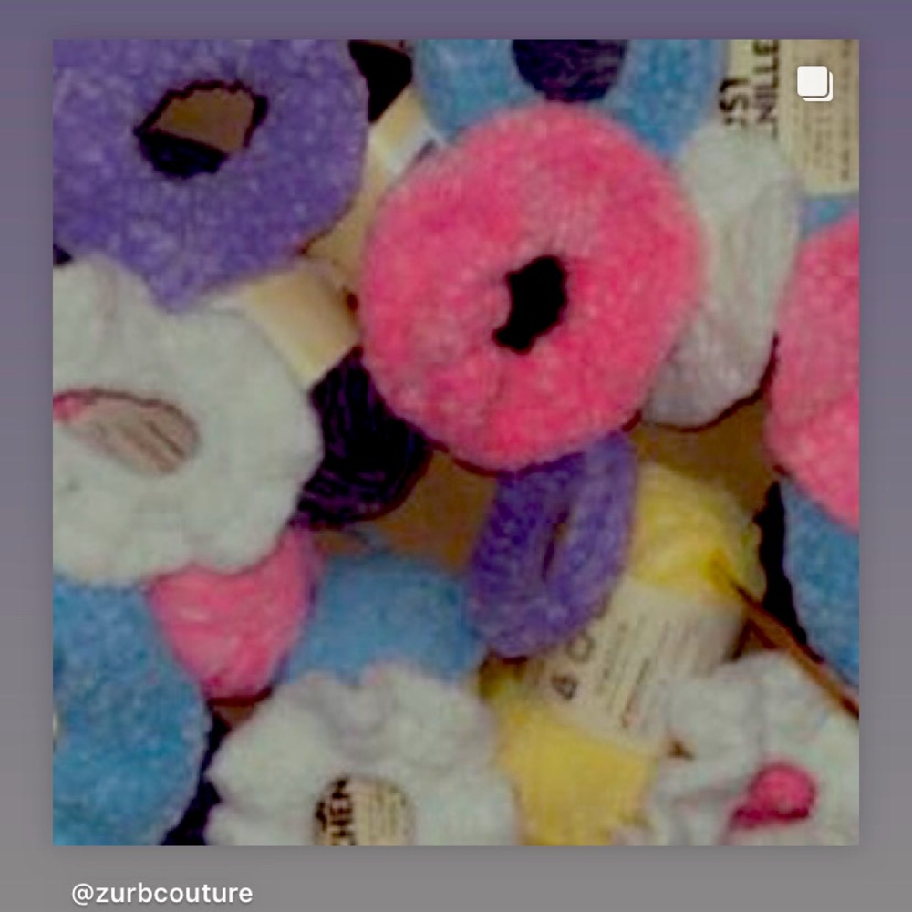 Crocheted scrunchies velvet